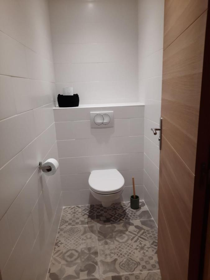 Beautiful Old Town Flat, Near The Beach Nizza Exterior foto